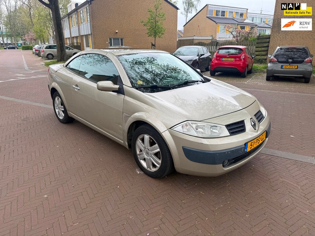 Renault Mégane Coupé-Cabriolet Airco / 151.000 NAP / Leuke, Auto's, Voorwielaandrijving, 1998 cc, 135 pk, Gebruikt