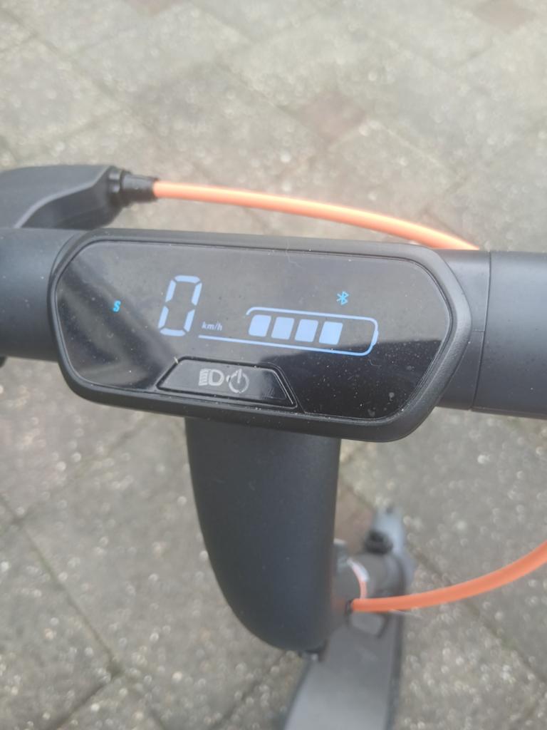 Te koop electrische step segway ninebot E2 pro, Fietsen en Brommers, Steps, Ophalen of Verzenden, Elektrische step (E-scooter)