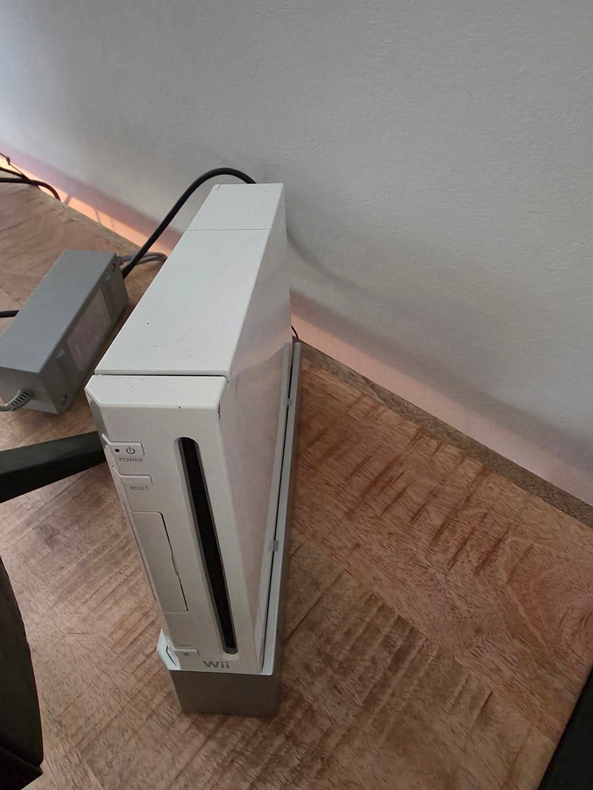 Wii console met 2 controllers, sportpack en diverse games, Spelcomputers en Games, Ophalen of Verzenden, Gebruikt, Met 2 controllers
