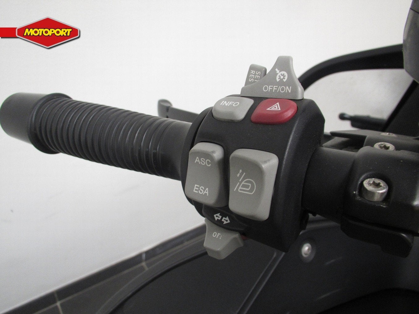 BMW R 1200 RT (bj 2011), Einsteinlaan 5
2289 CC  Rijswijk, NL, Bedrijf, Toermotor, ABS