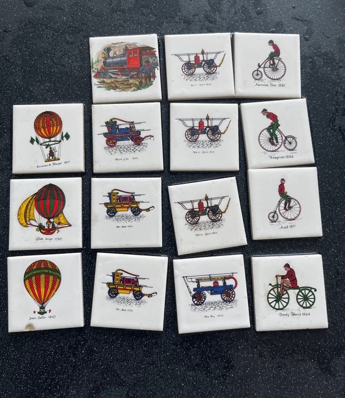Vintage Gien faience tegels met vervoersmiddelen (16 stuks), Antiek en Kunst, Ophalen of Verzenden