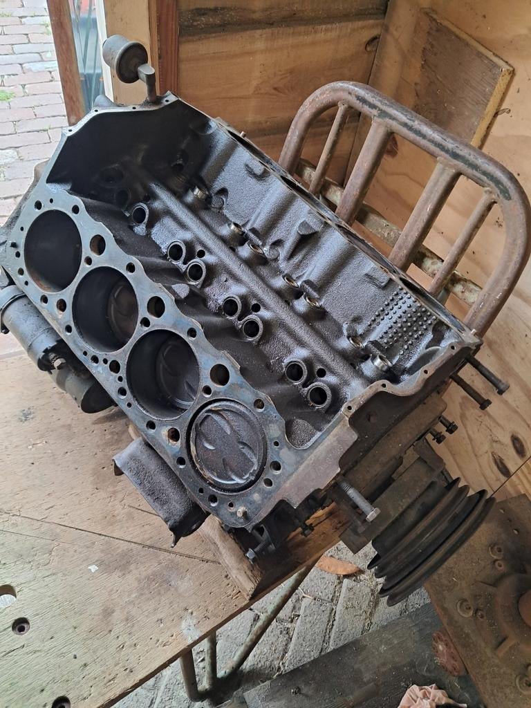 Chevrolet 350cui + TH400 bak +aanbouwdelen, Ophalen, Chevrolet