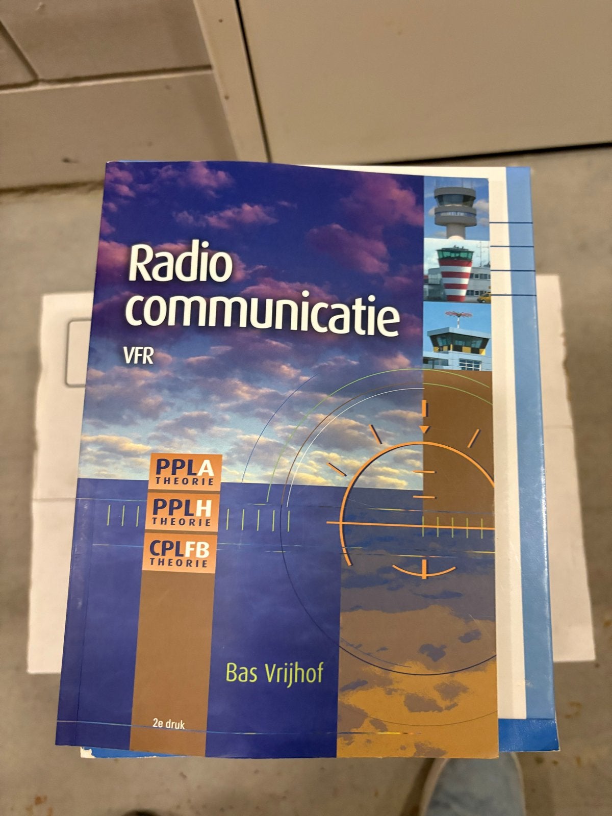 PPL Theorie boeken Bas Vrijhof, Boeken, Studieboeken en Cursussen, Ophalen of Verzenden, Beta, Zo goed als nieuw, Overige niveaus