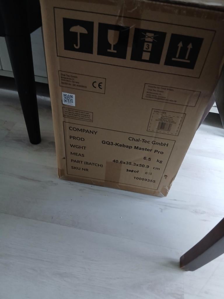 Nieuwe staande grill kebab, Ophalen