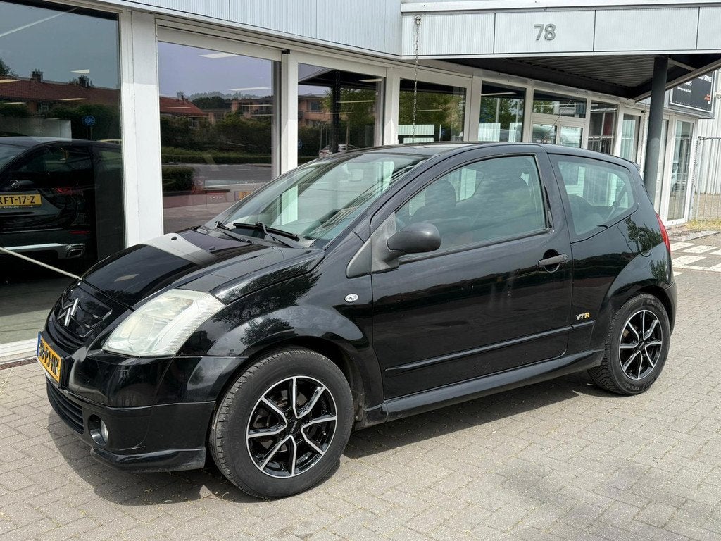Citroen C2 1.4i VTR, Voorwielaandrijving, Zwart, 4 cilinders, 4 stoelen