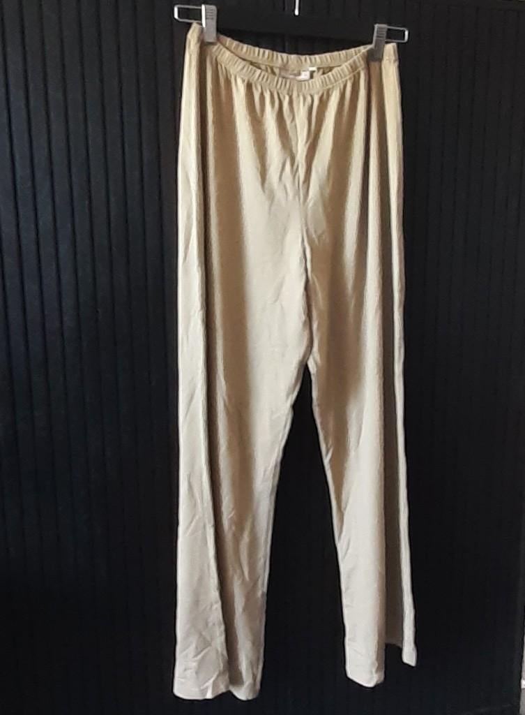 Dames Broek maat L, Beige, Maat 42/44 (L), Ophalen of Verzenden, Zo goed als nieuw