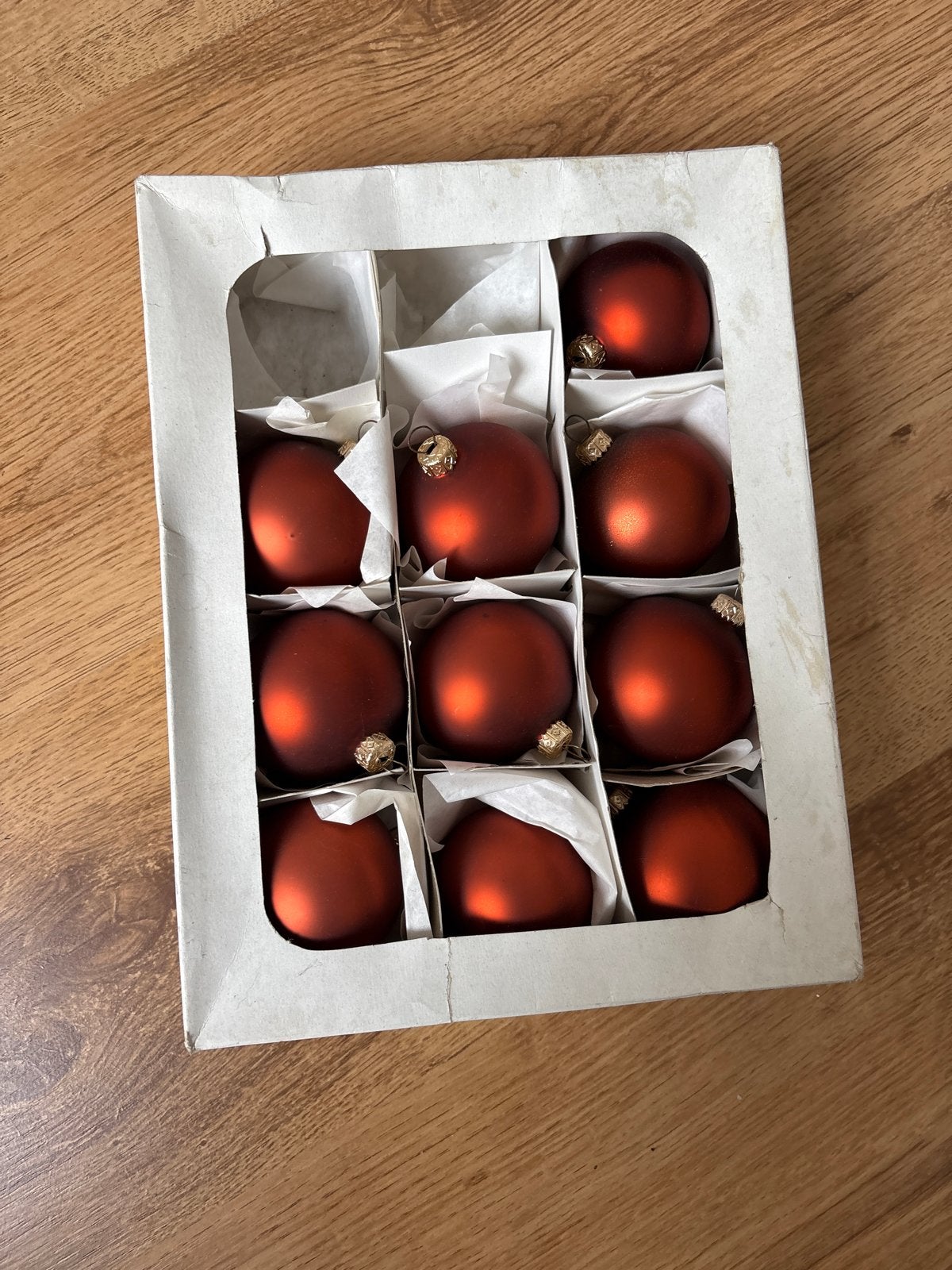 Kerstballen bronze, Ophalen