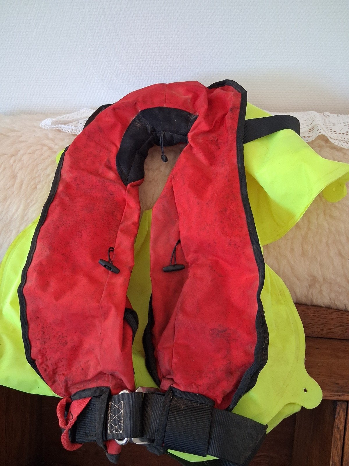 Reddingsvest automatisch 150N, geel/rood, Verzenden, Gebruikt, Motor en Techniek