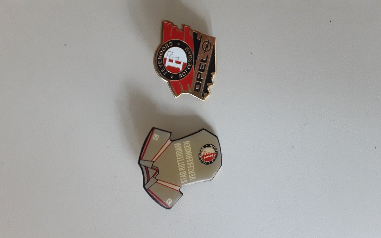 Feyenoord en Stad Rotterdam Verzekeringen pins, Verzamelen, Ophalen of Verzenden