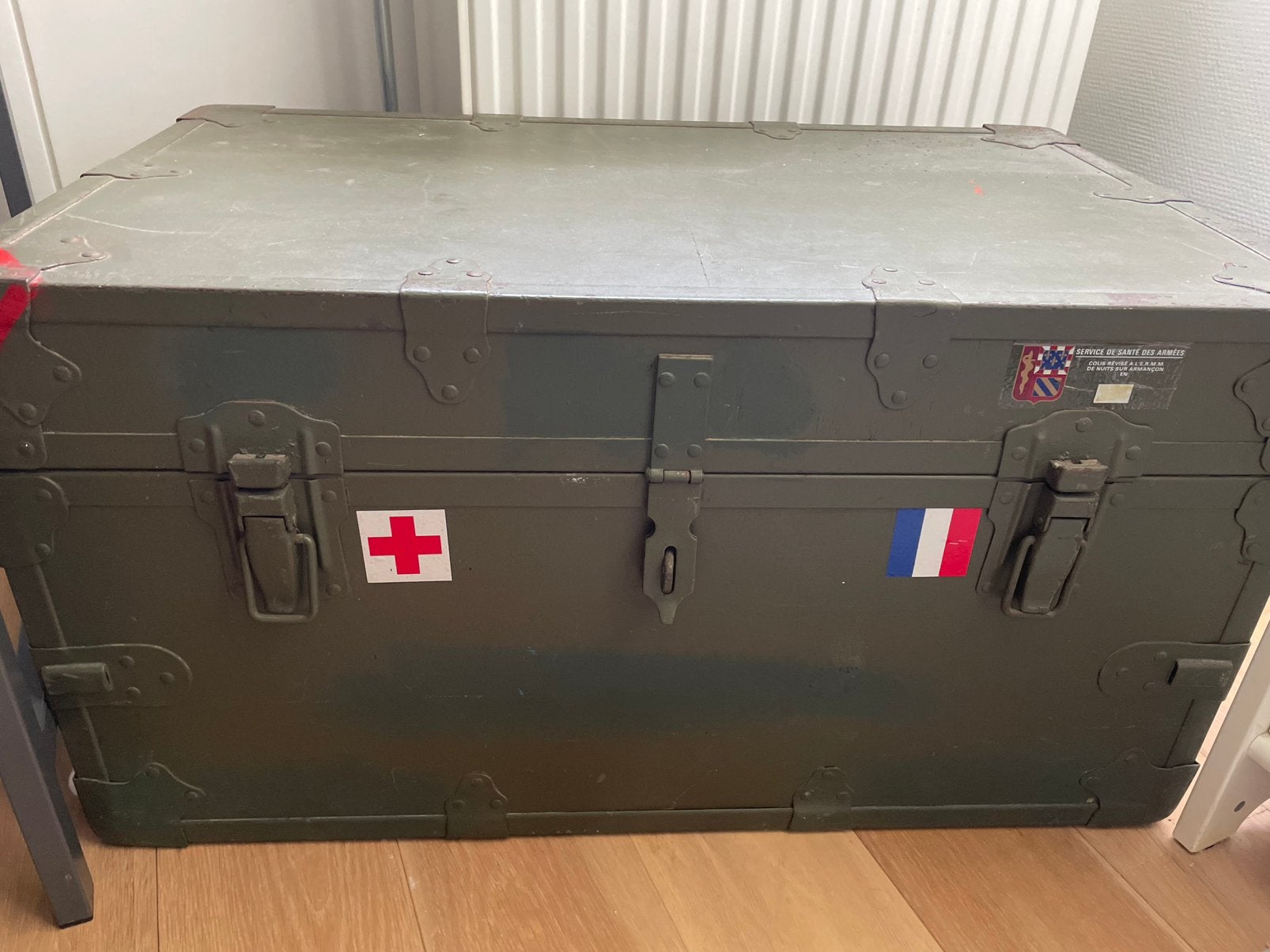 GRATIS Oude legerkist, Huis en Inrichting, Woonaccessoires | Kisten, Ophalen