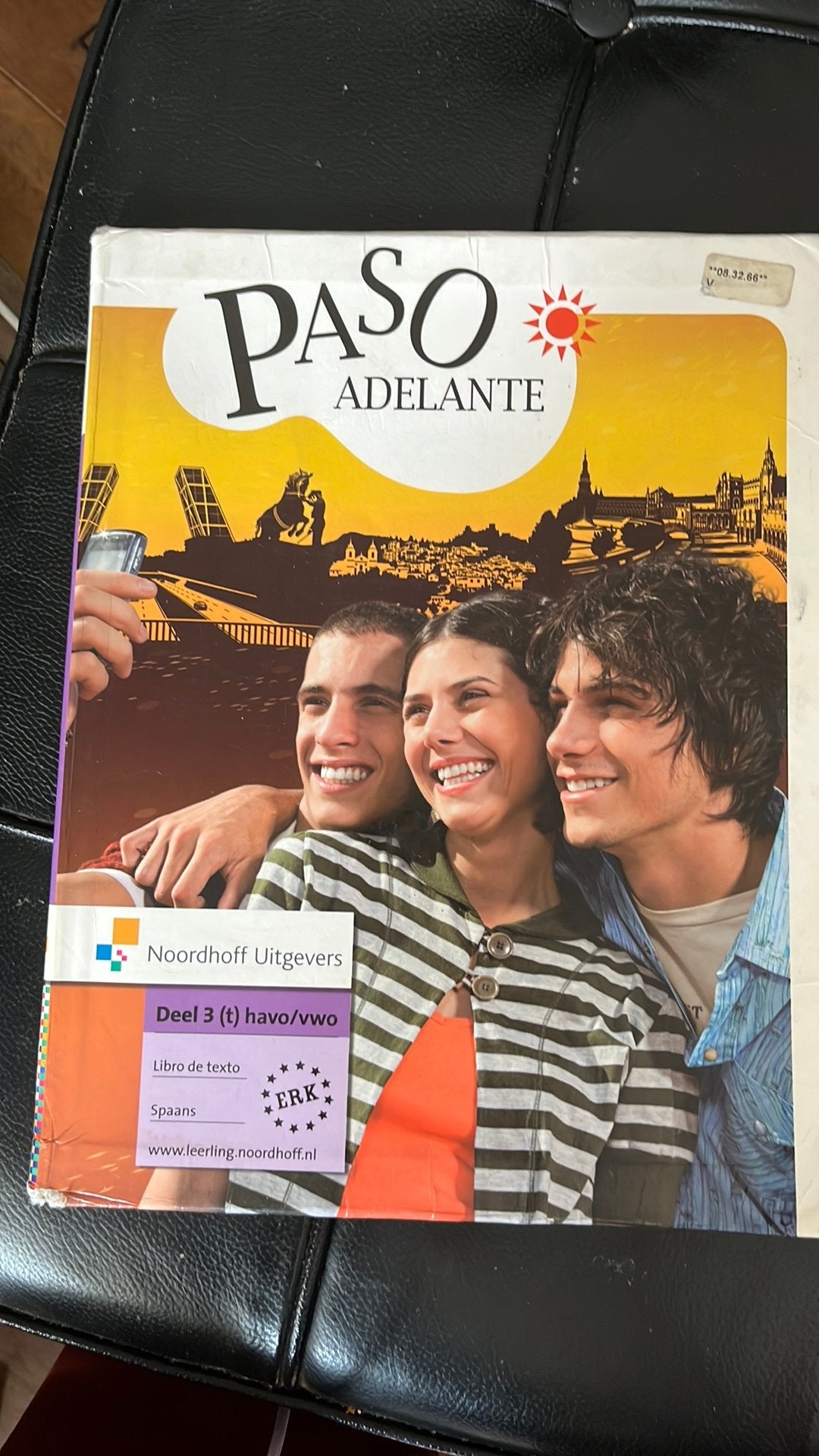 Paso Adelante 3 t havo vwo Leerboek, Boeken, Ophalen of Verzenden, Gelezen, HAVO, Overige vakken