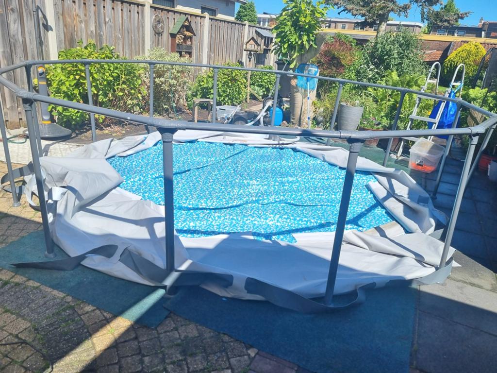 Onderdelen Bestway Steel Pro MAX zwembad  (4,20m x 1.22m), 120 cm of meer, Gebruikt, Rond, 300 cm of meer
