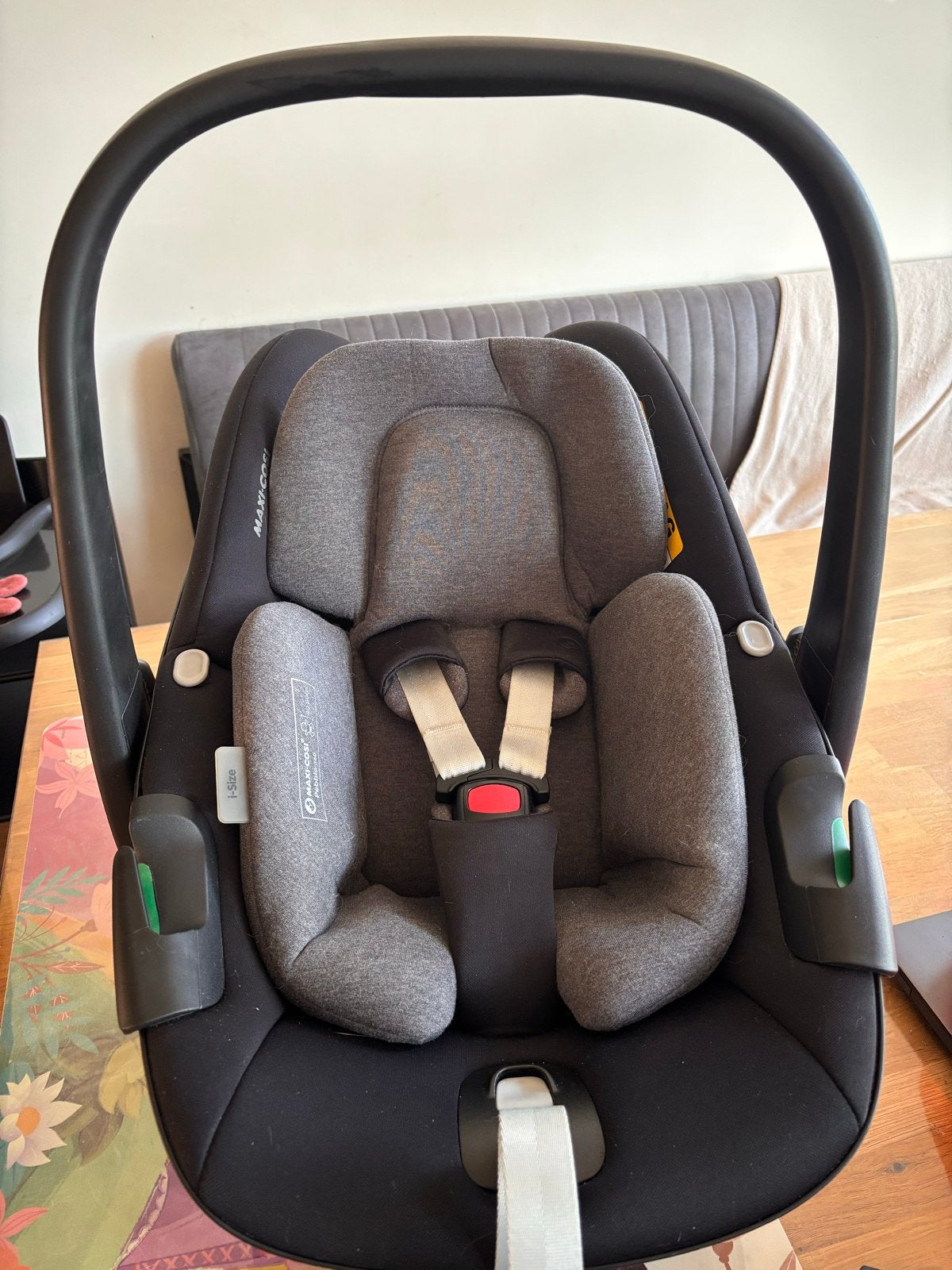Maxi Cosi Pebble met Familyfix 360 base, Kinderen en Baby's, Autostoeltjes, Gebruikt, Maxi-Cosi, 0 t/m 13 kg, Isofix, Ophalen