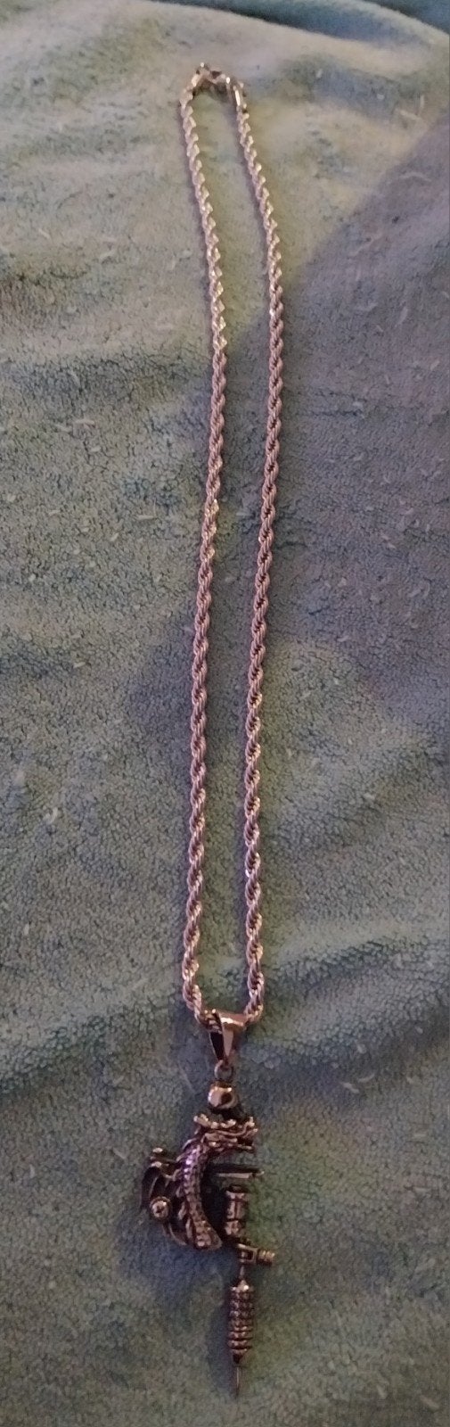 Nieuw RVS 316L ketting met tattoo machine hanger, Nieuw, Ophalen of Verzenden, Zilver, Overige materialen