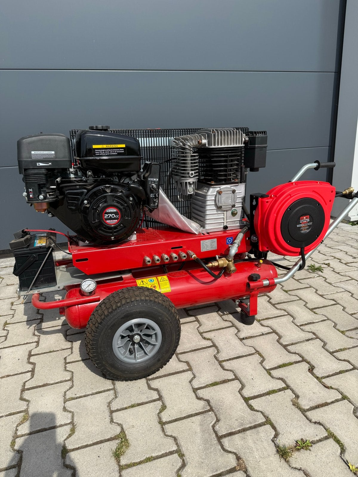 Loncin Luchtcompressor 270cc 4-takt, Ophalen, Gebruikt, 6 tot 10 bar, 400 tot 800 liter/min