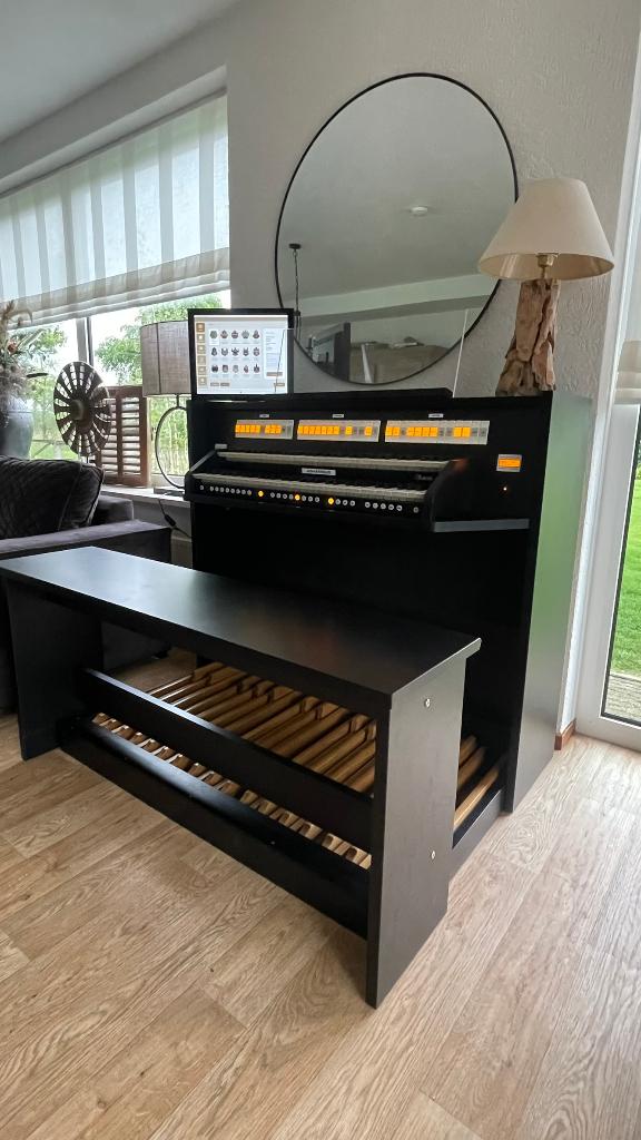 Johannus Studio 150 Orgel Sweelinq, PC & Touchscreen zwart, Ophalen of Verzenden, Zo goed als nieuw, 2 klavieren, Orgel