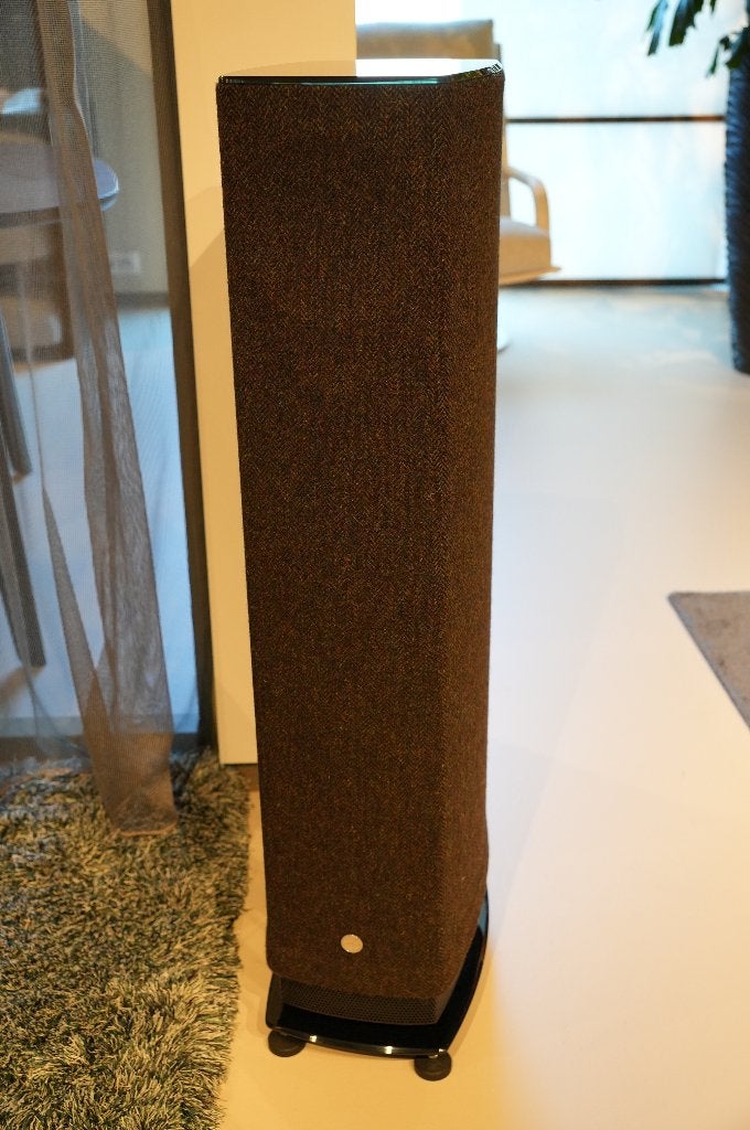Linn 530 Exakt aktieve speakers Ex-Demo, Vloerstaande luidspreker, Ophalen of Verzenden, Zo goed als nieuw, 150 watt of meer
