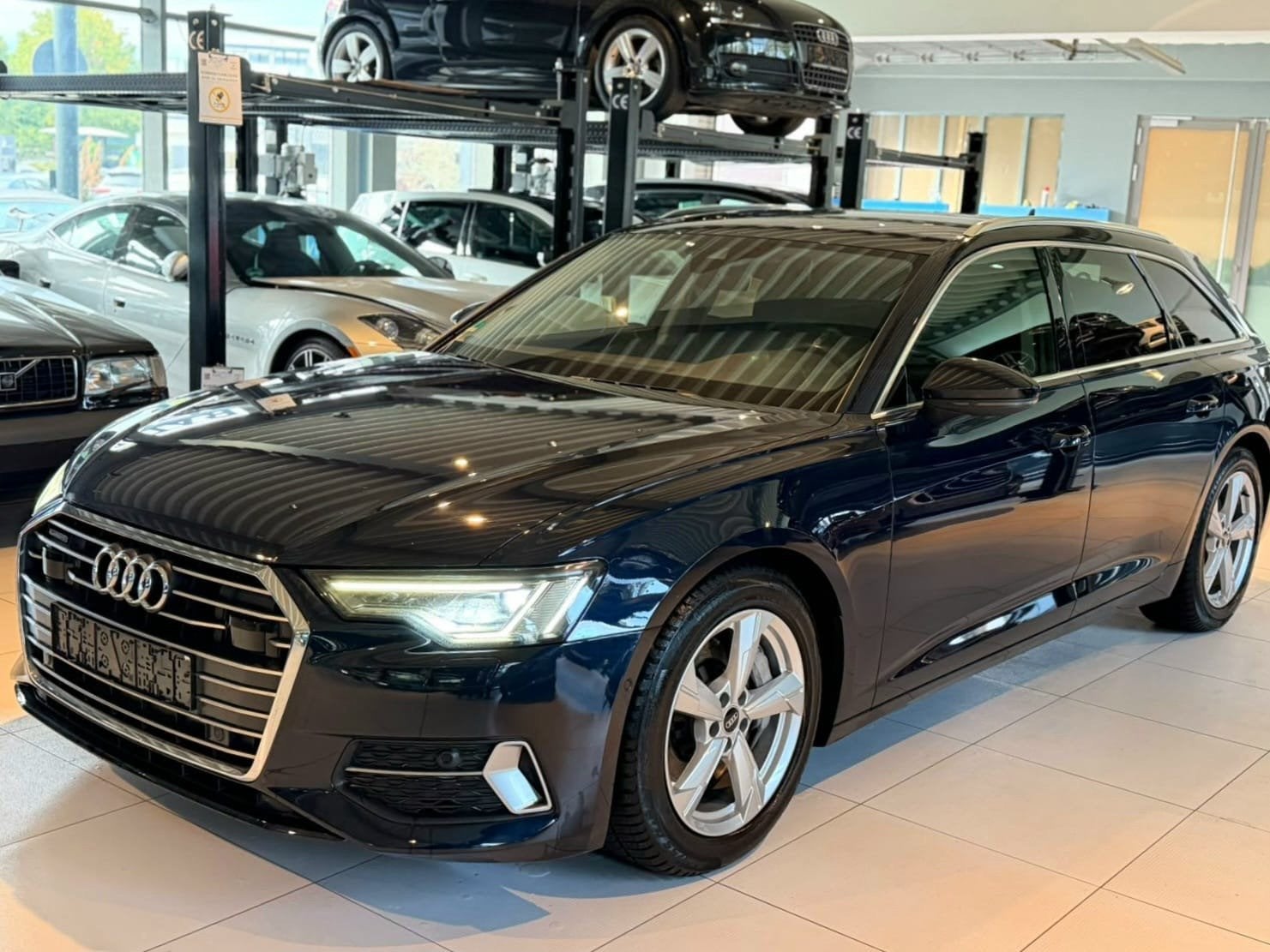Audi A6 AVANT 55 TFSI quattro S edition, Auto's, Stof, Gebruikt, 2995 cc, 2000 kg