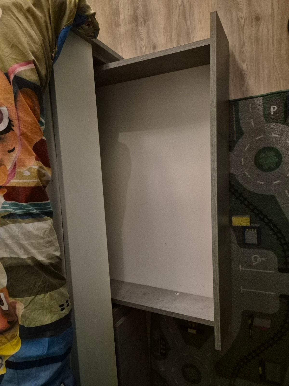Eenpersoonsbed met handige opbergruimte, Ophalen, Gebruikt, 90 cm, Eenpersoons