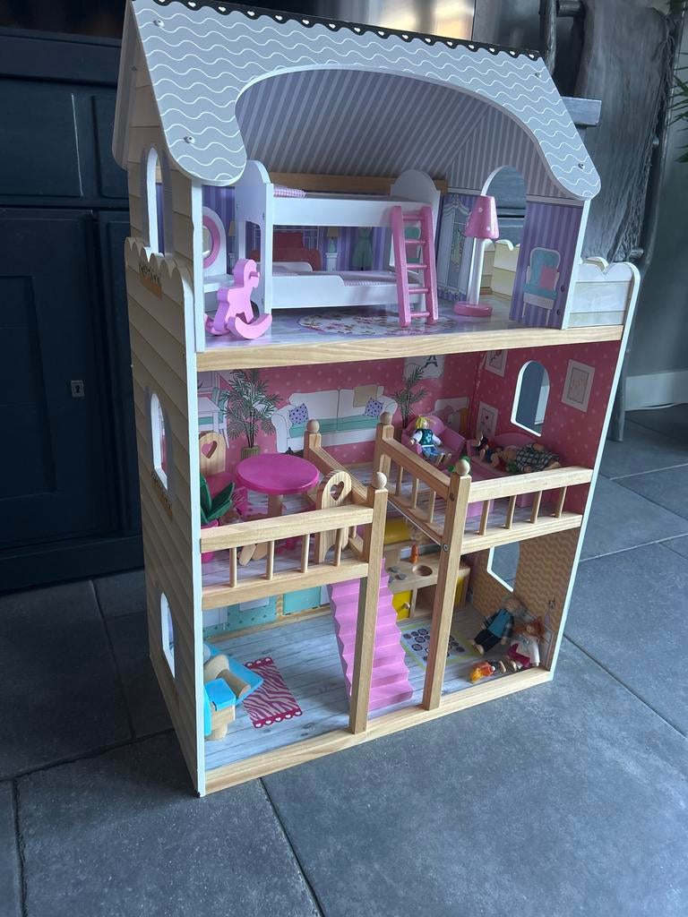 Mooi Poppenhuis in Nette Staat met Meubels, Ophalen, Zo goed als nieuw, Poppenhuis