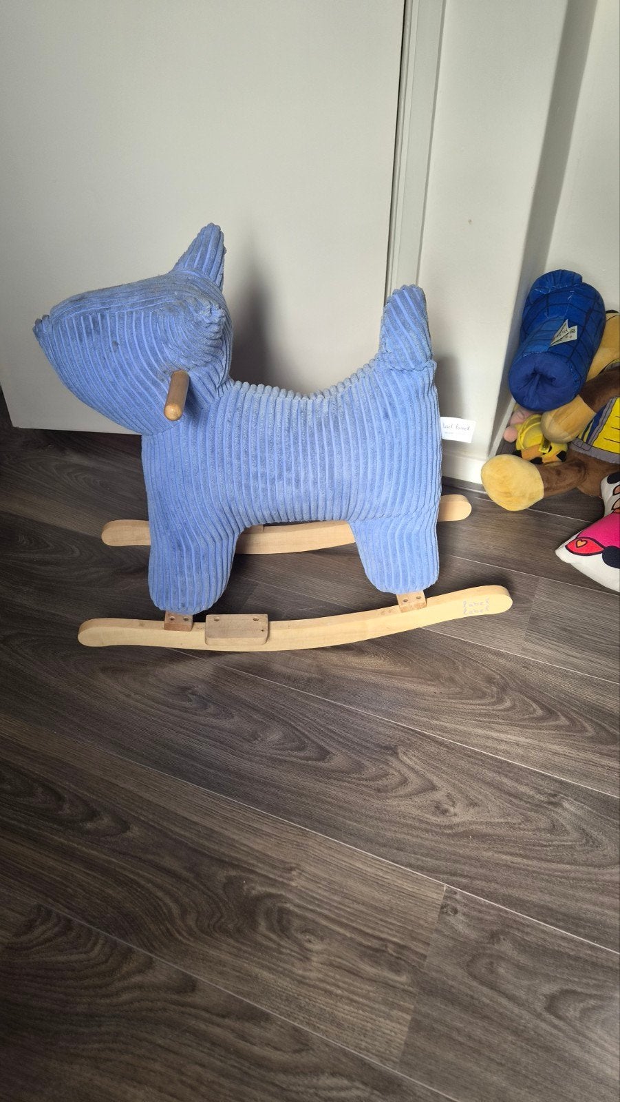 leuke hobbelpaard/hond, Ophalen