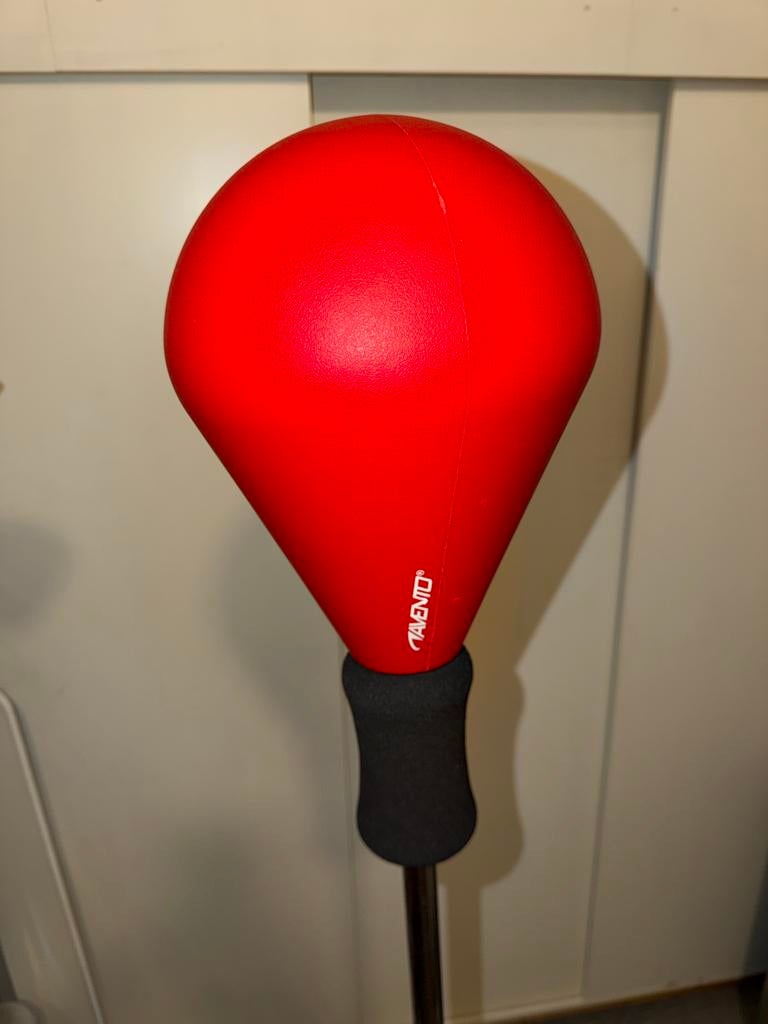 Avento Reflex Bokstrainer – Boxbal op voet met veer, Sport en Fitness, Boksen, Ophalen, Gebruikt, Boksbal
