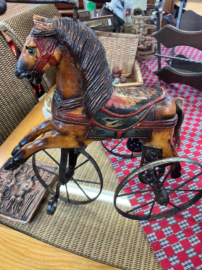 Driewieler met paard, Ophalen of Verzenden, Gebruikt, Dier