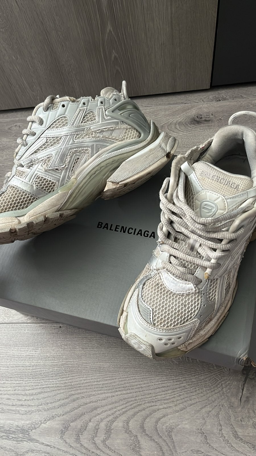 Balenciaga Runner Sneakers Grijs Maat 42 Origineel, Kleding | Heren, Schoenen, Ophalen of Verzenden, Gedragen, Overige kleuren