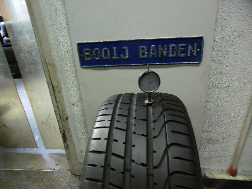 255 35 20 demobanden pirelli p zero met 7,8 mm profiel, 255 mm, Banden en Velgen, Ophalen of Verzenden, Personenwagen