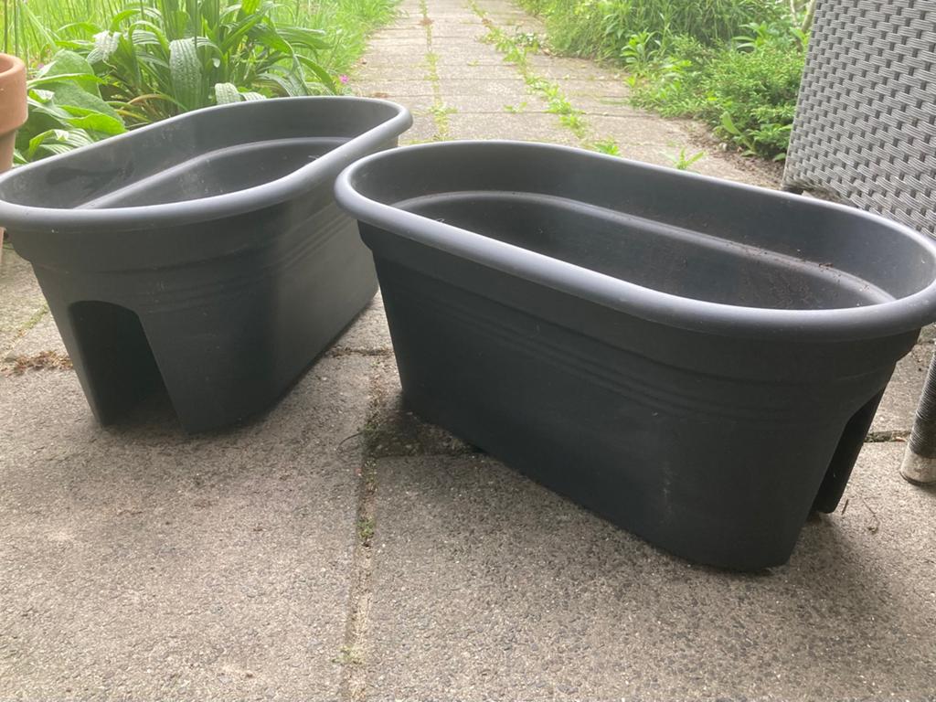 2 elho Plantenbakken bloembakken voor balkon/ een railing, Ophalen, Kunststof, Gebruikt, Minder dan 30 cm