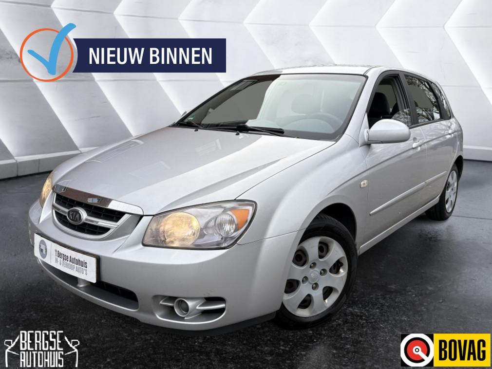 Kia Cerato 1.6 16V LX Airco Elek.R Nap (bj 2006), Stof, Gebruikt, 1599 cc, 4 cilinders