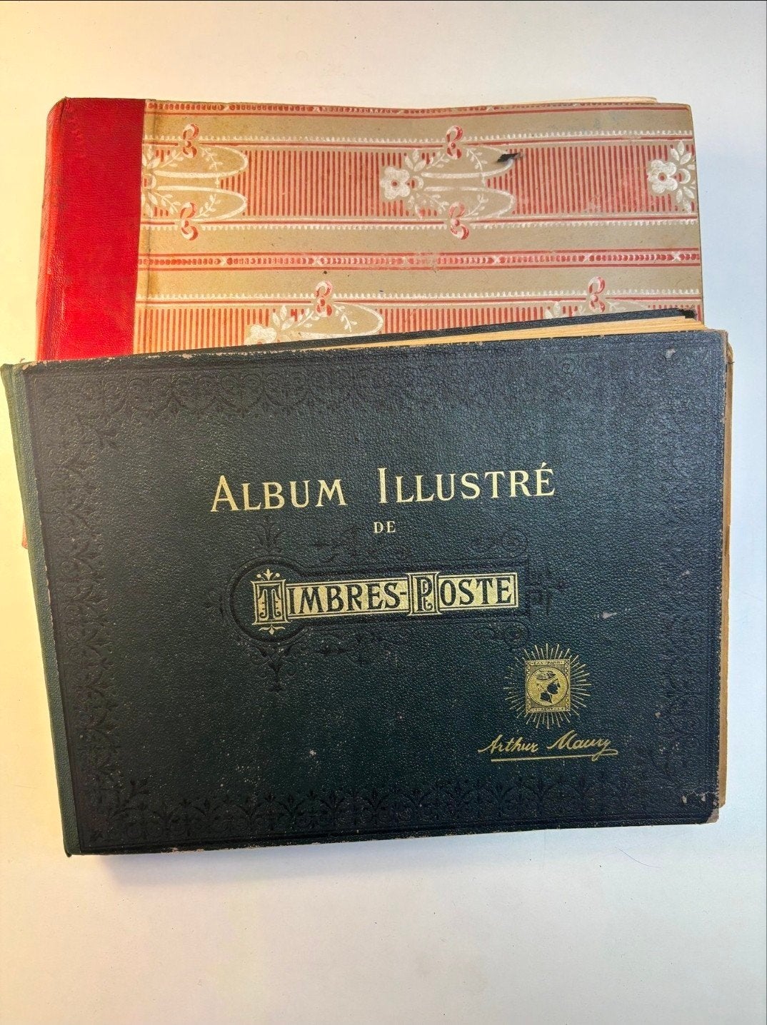2 oude postzegel albums (fotos op aanvraag), Ophalen of Verzenden