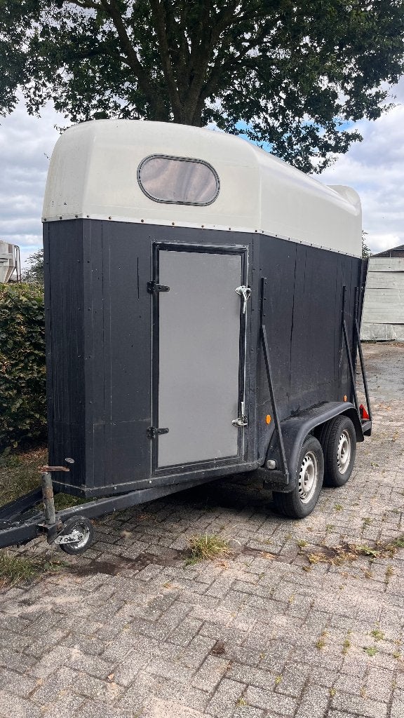 1,5 paards Atec trailer 1999, Dieren en Toebehoren, Paarden en Pony's | Trailers en Aanhangwagens, Ophalen, Gebruikt, Hout, 1½-paards trailer