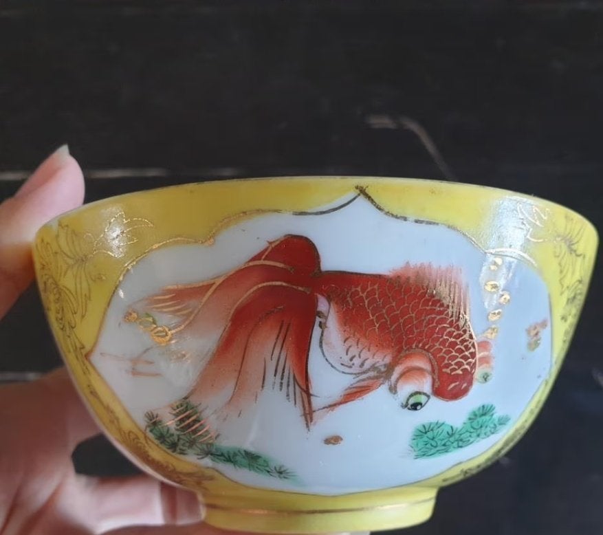Chinees porseleinen kommetje geel met goudvis 2106, Gebruikt, -, -, Overige typen
