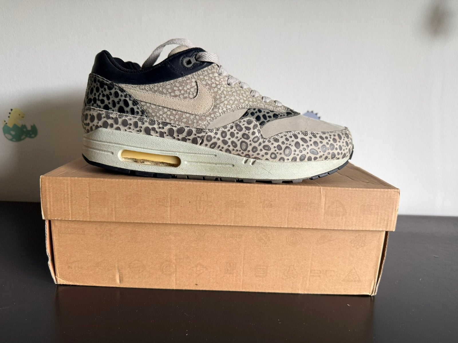 Nike air max 1 Grey Safari, Kleding | Heren, Schoenen, Overige kleuren, Ophalen of Verzenden, Sneakers of Gympen, Gedragen