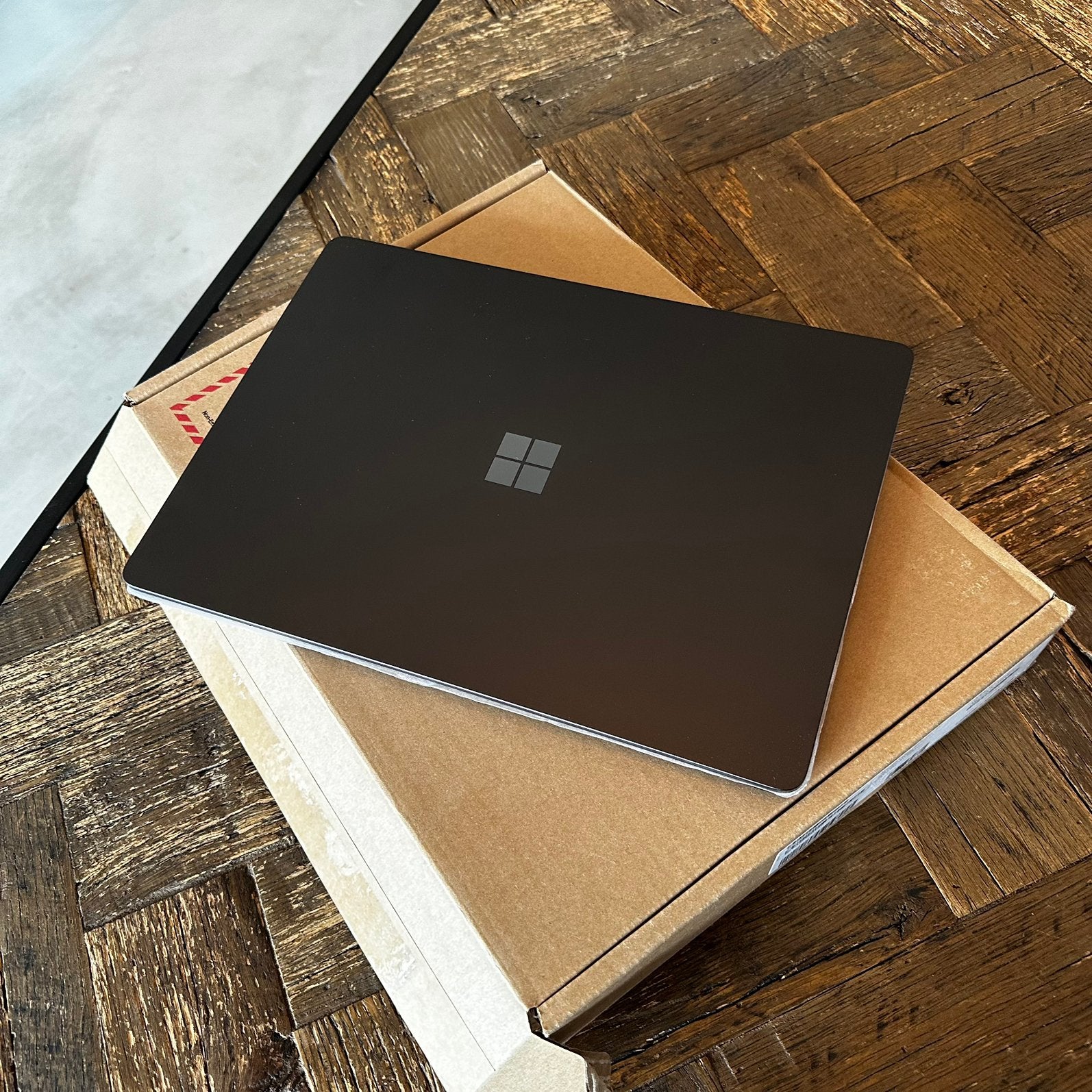 Microsoft Surface Laptop 7 15” X Elite 32GB/1TB - Nieuw, Computers en Software, Windows Laptops, Microsoft, Nieuw, Ophalen of Verzenden