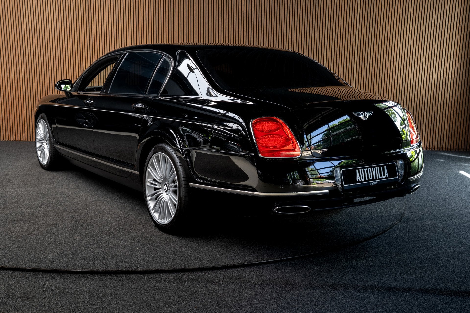 Bentley Continental Flying Spur 6.0 W12 Speed Leer Navi Naim, Automaat, Zwart, 12 cilinders, 4 stoelen