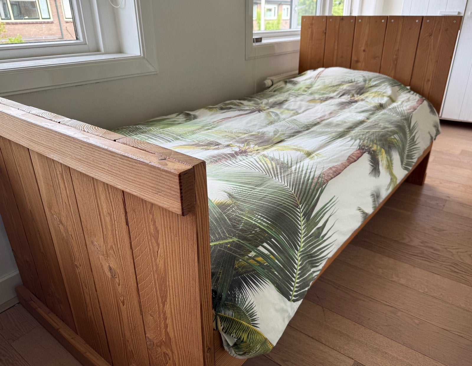 Houten bed 90x200, Ophalen, 90 cm, Eenpersoons, Bruin
