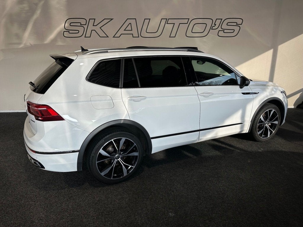 Volkswagen TIGUAN ALLSPACE 2.0 TSI 4M. HL BUS R l 7PER l HUD, Auto's, Gebruikt, Wit, 14 km/l, Bedrijf