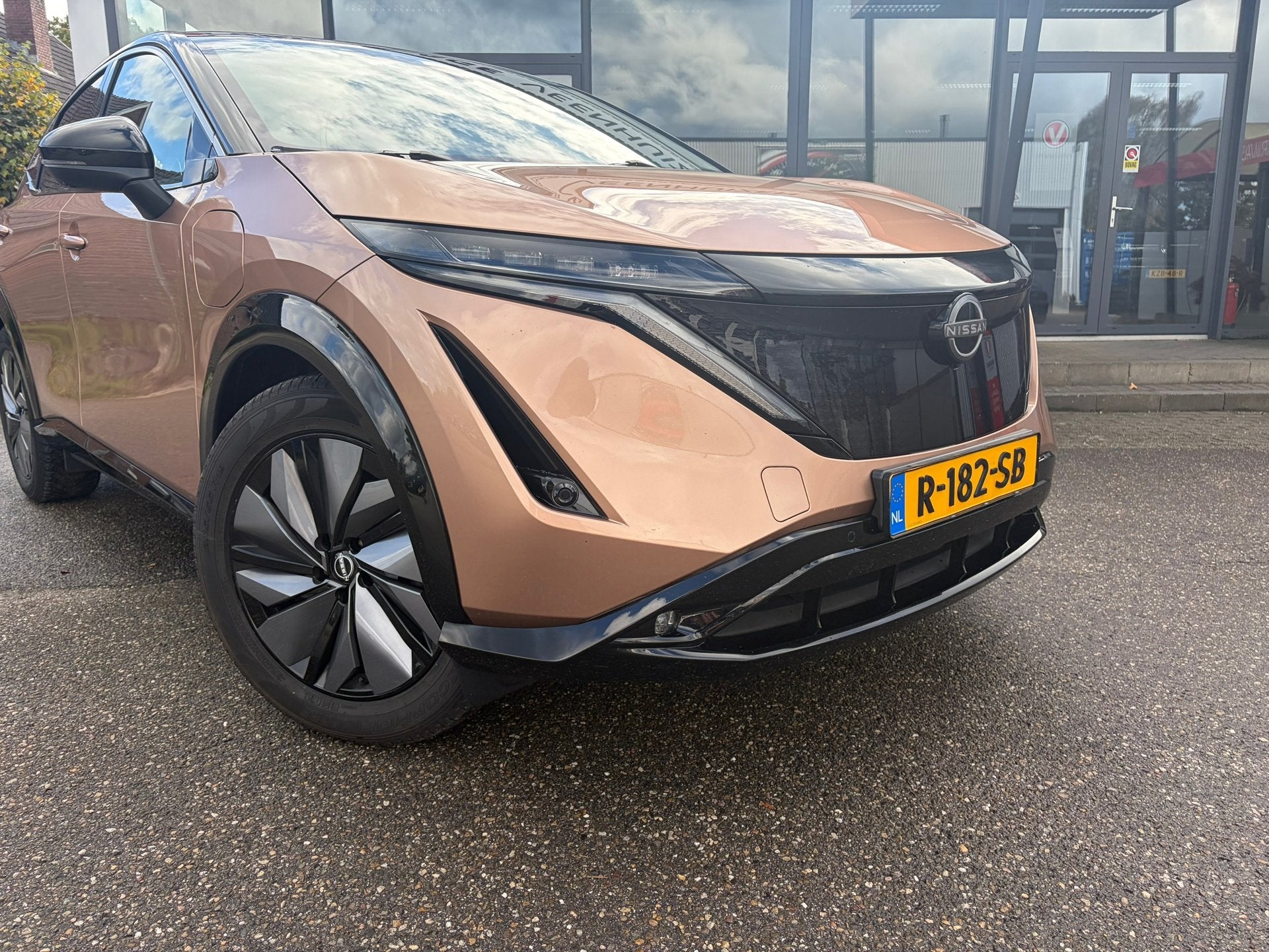 Nissan Ariya Advance 66 kWh|Rijklaar prijs|360 camera|Elek., Auto's, Gebruikt, Leder en Stof, 63 kWh, SUV of Terreinwagen