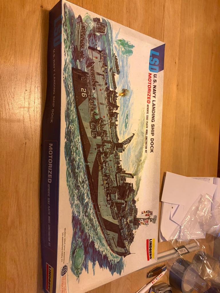 Lindberg lsd us navy landing ship dock motorized no. 766, Ophalen, Zo goed als nieuw