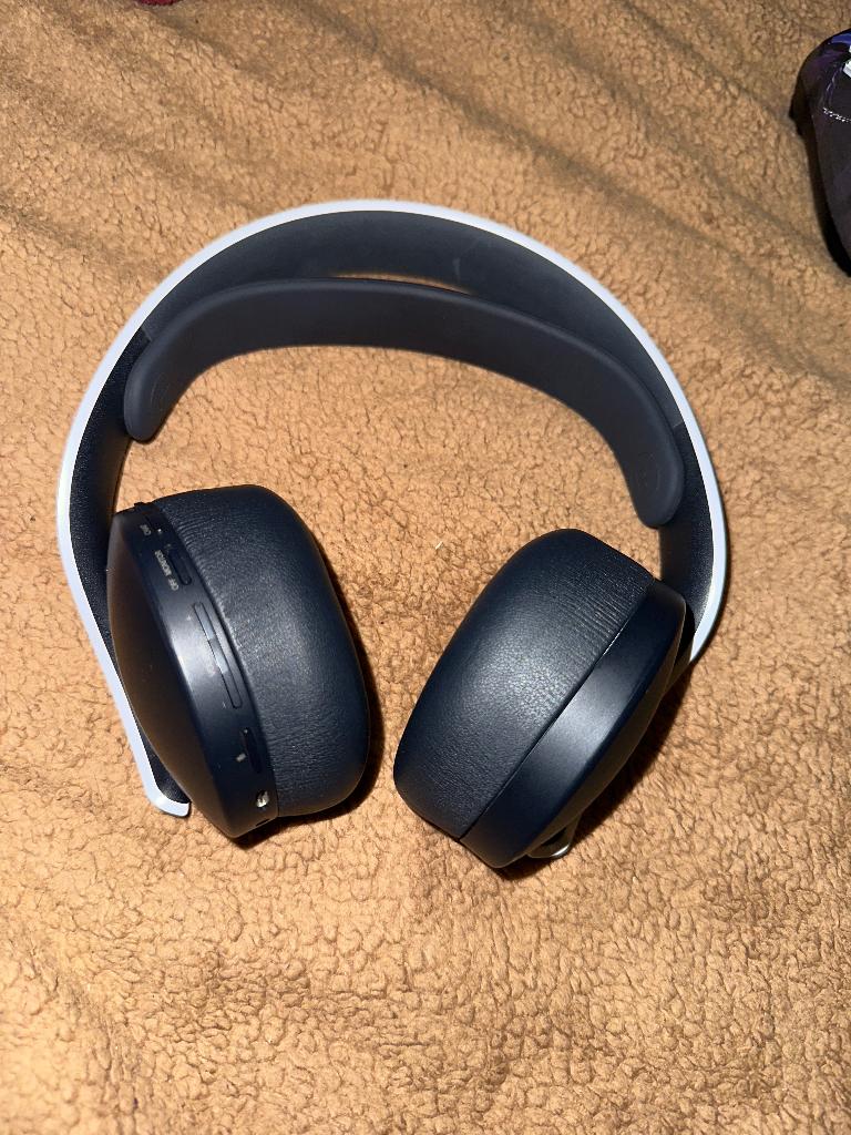 Sony pulse 3D gaming headset, Ophalen of Verzenden, Zo goed als nieuw, Sony, Draadloos