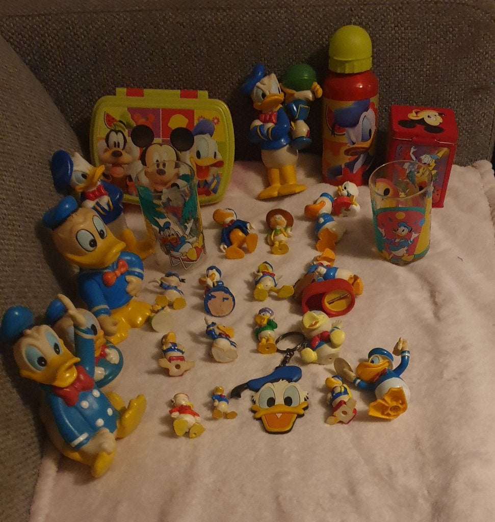 Donald Duck poppetjes en andere spullen. zie foto's, Verzamelen, Ophalen of Verzenden, Donald Duck, Zo goed als nieuw, Beeldje of Figuurtje