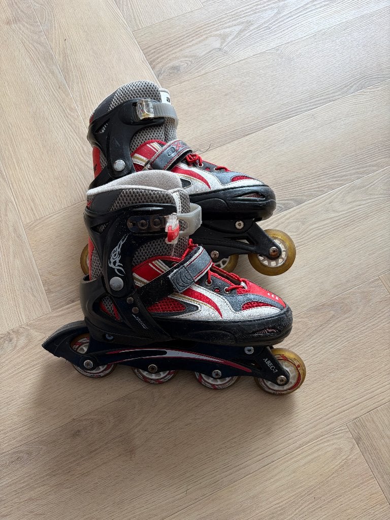Inline Skates Maat 39 - Rood, Zwart, Wit Axer sport, Sport en Fitness, Overige merken, Ophalen of Verzenden, Inline skates 4 wielen