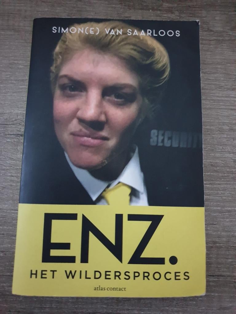 ENZ: Het Wildersproces - Simon(e) van Saarloos, Ophalen of Verzenden, Gelezen