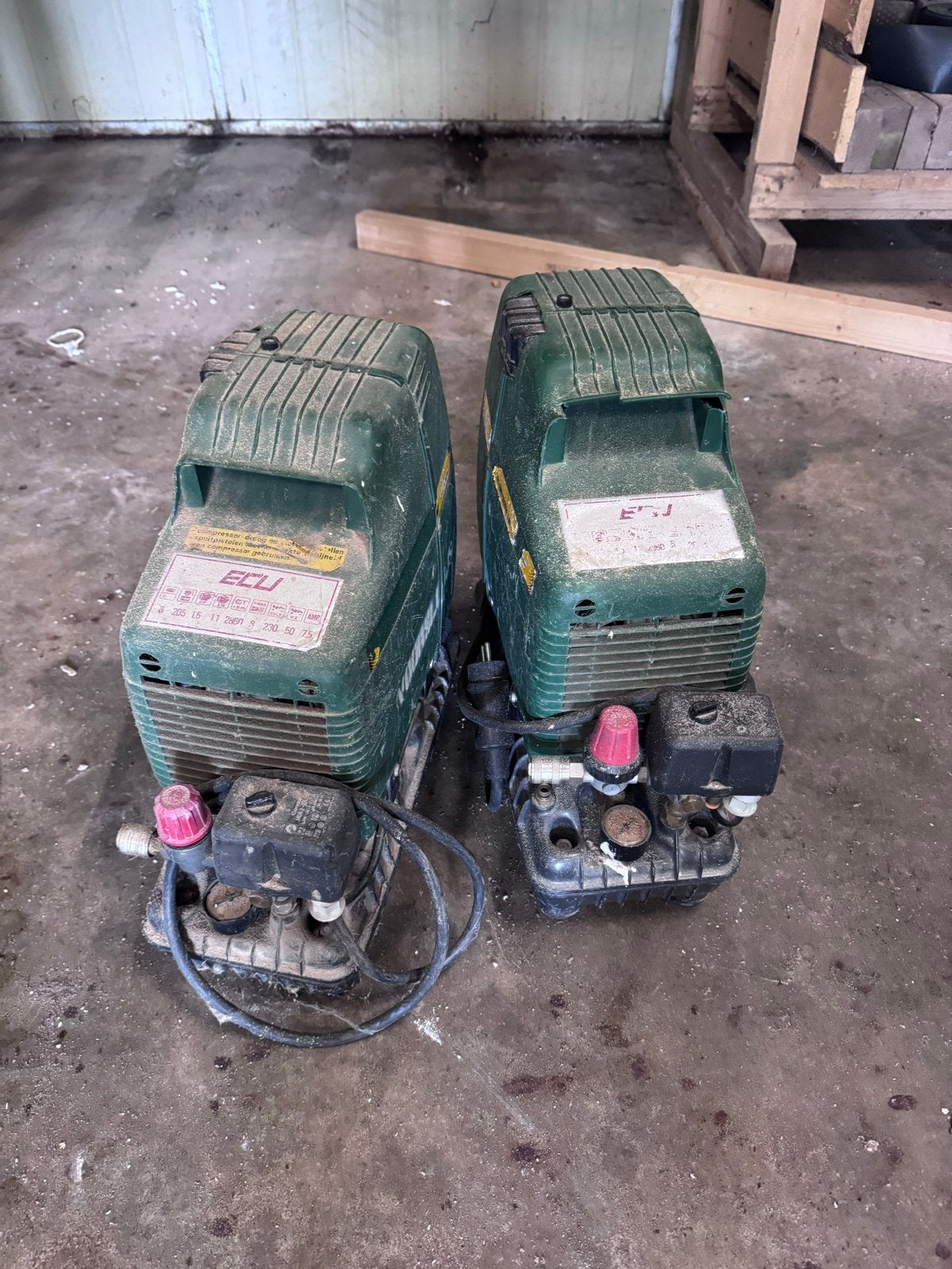 2 compressoren, Doe-het-zelf en Verbouw, Ophalen, Gebruikt