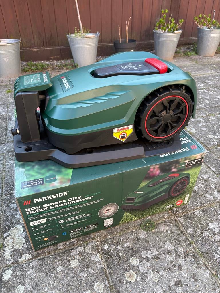 Nieuwe Parkside Robot Grasmaaier - Smart City PAMRC 250 A1, Ophalen, Nieuw, Minder dan 20 cm, Bestuurbaar via app