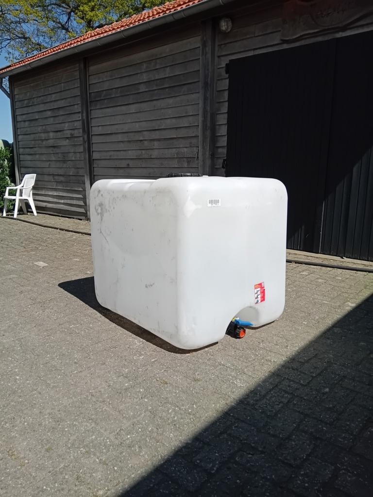 Kubekumeter vat 1000 liter, Tuin en Terras, Regentonnen, 150 liter of meer, Ophalen of Verzenden