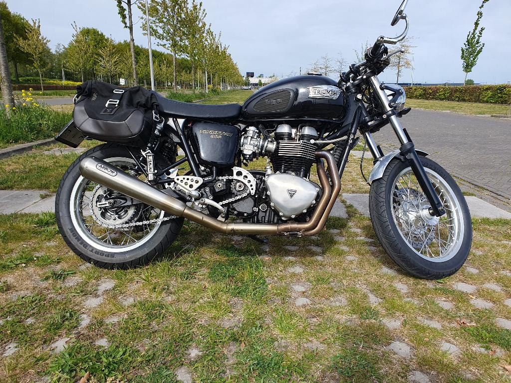 Triumph Thruxton 900 EFI, 2 cilinders, Sportuitlaat, Motorrijbewijs A, Gebruikt