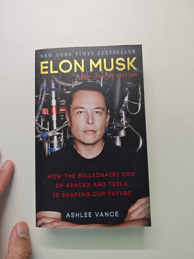 Elon Musk - How the Billionaire CEO of SpaceX and Tesla, Ophalen of Verzenden, Politiek